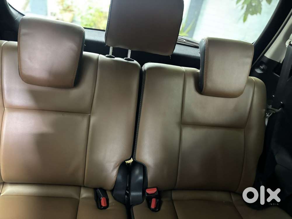 Toyota Innova Crysta 2.4 Gx Mt, 2017, Diesel