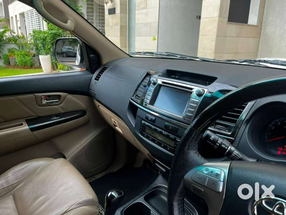 Toyota Fortuner 3.0 At 2016  1.10l Km  Excellent Condition
