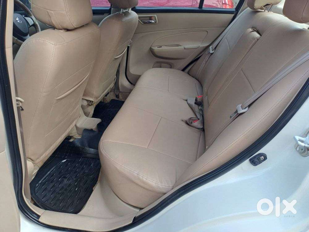 Maruti Suzuki Swift Dzire 1.2 Vxi Bsiv, 2013, Petrol