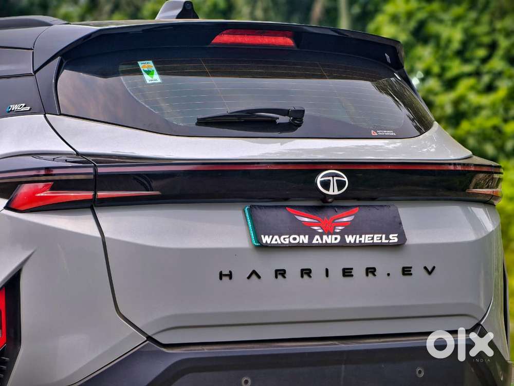 Tata Harrier Ev Fea+75, 2025