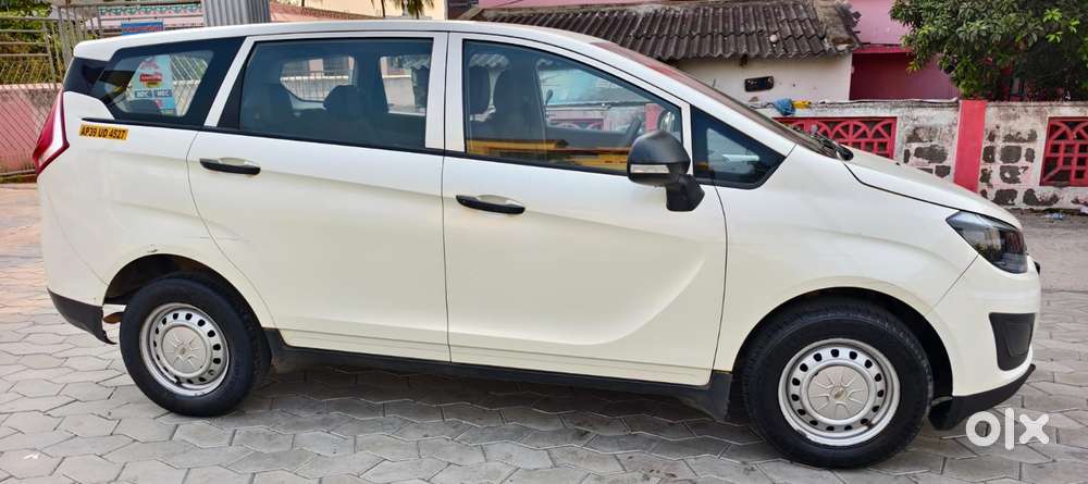Mahindra Marazzo M2 8str, 2022, Diesel