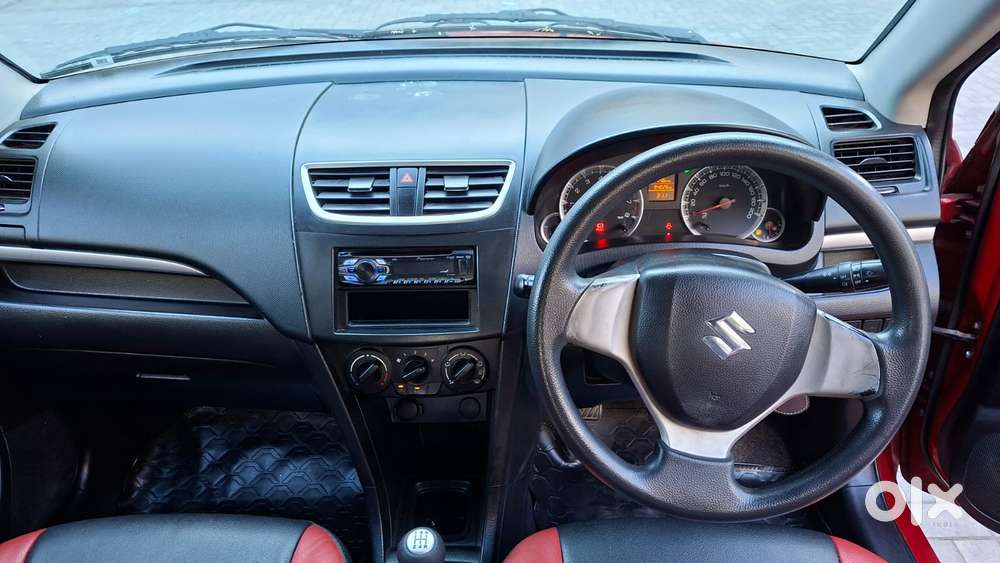 Maruti Suzuki Swift 2011-2014 Vxi, 2013, Petrol