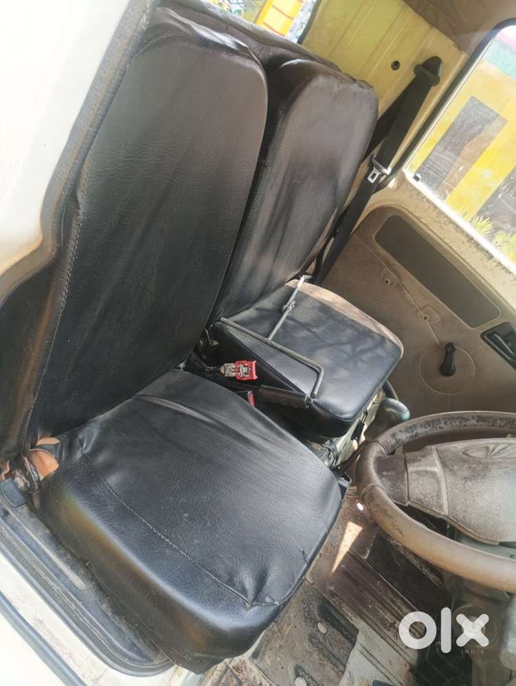 Mahindra Maxx Diesel 2015 Km Driven