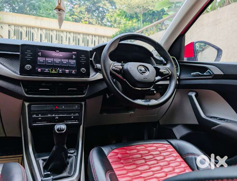 Skoda Kushaq 1.0 Tsi Ambition, 2023, Petrol