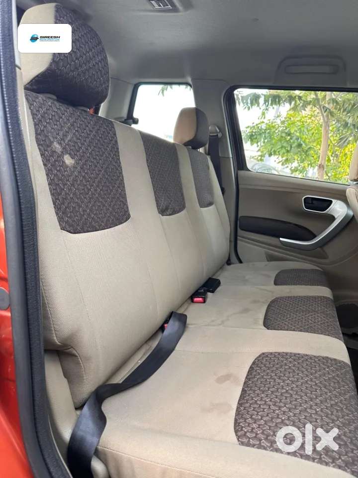 Mahindra Tuv 300 Mhawk100 T8, 2015, Diesel