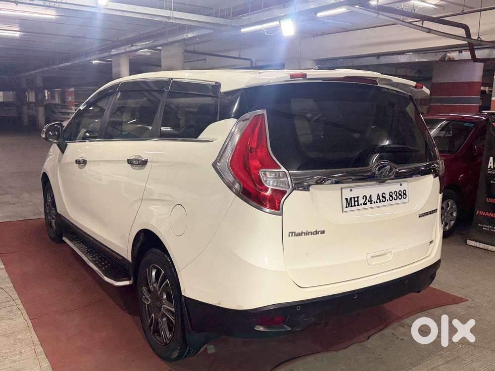Mahindra Marazzo M8, 2018, Diesel