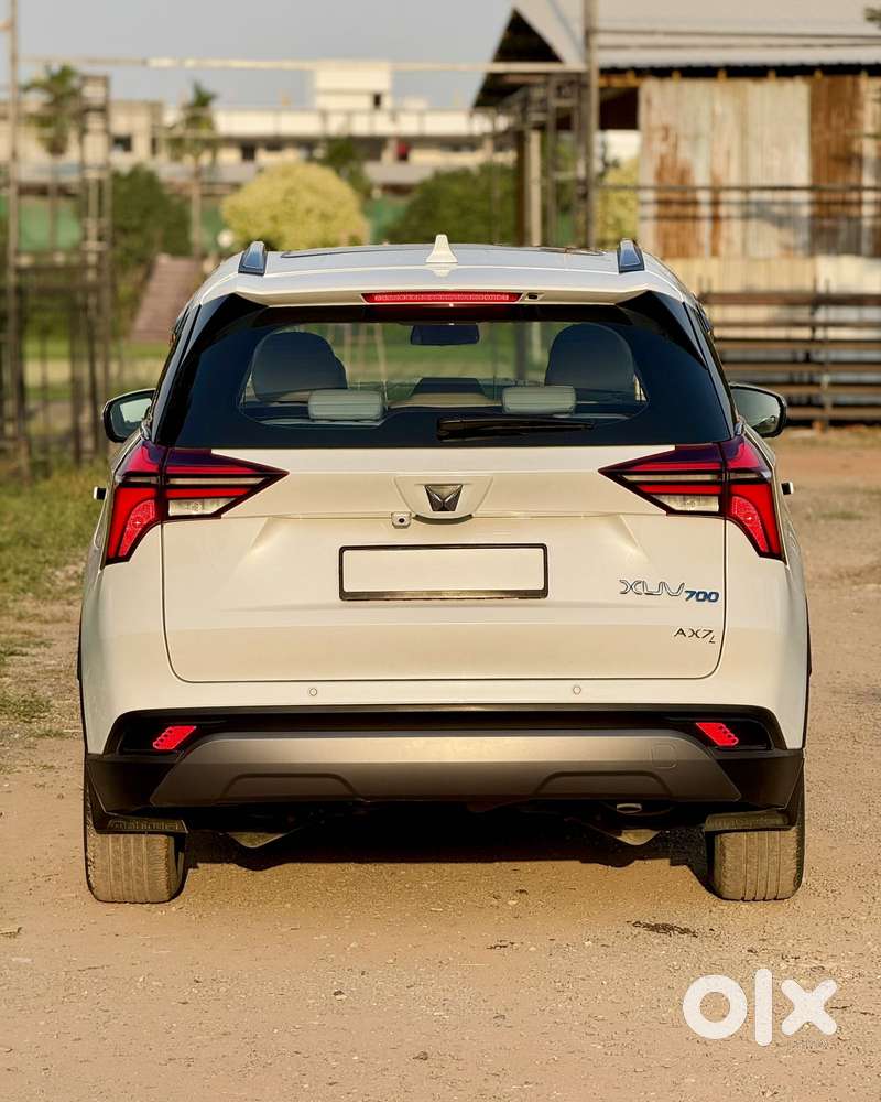 Mahindra Xuv700 2.2 Ax 7 Diesel At Luxury Pack Str Awd, 2023, Diesel