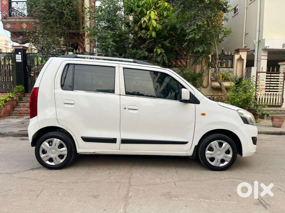 Maruti Suzuki Wagon R Vxi Amt, 2018, Petrol