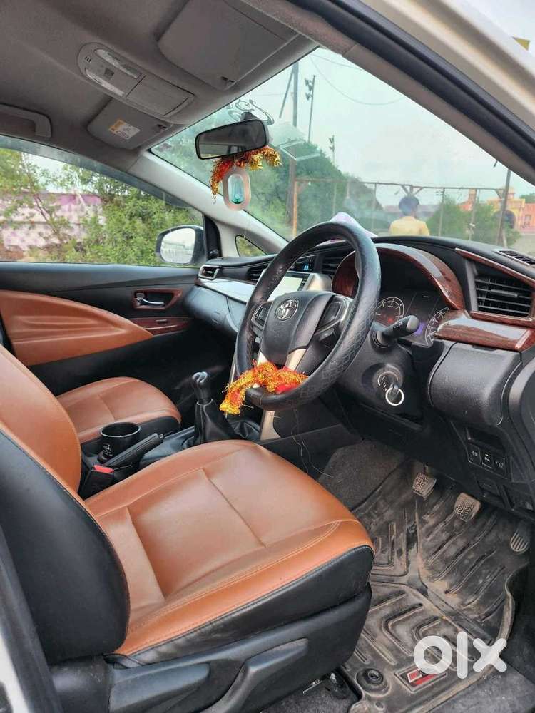 Toyota Innova Crysta 2.4 G Mt 8s, 2021, Diesel