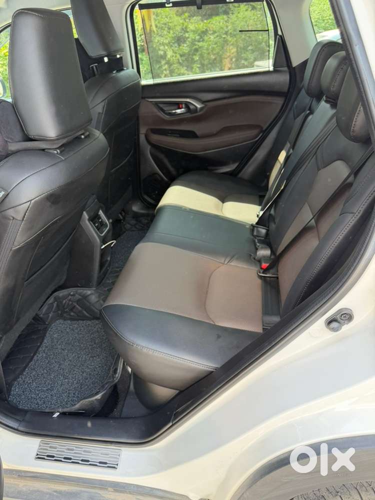 Toyota Urban Cruiser 2025