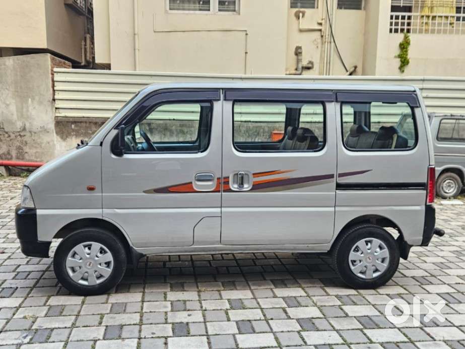 Maruti Suzuki Eeco 7 Seater Standard, 2017, Petrol