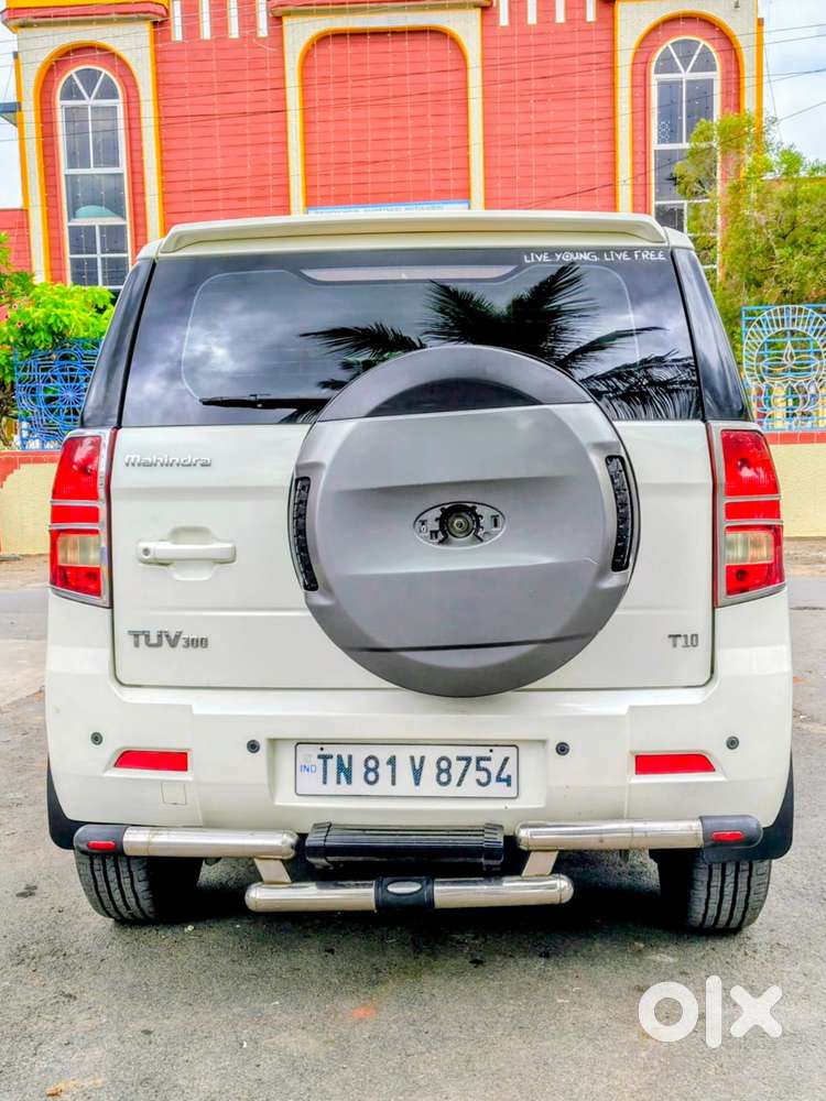 Mahindra Tuv 300 T10, 2018, Diesel