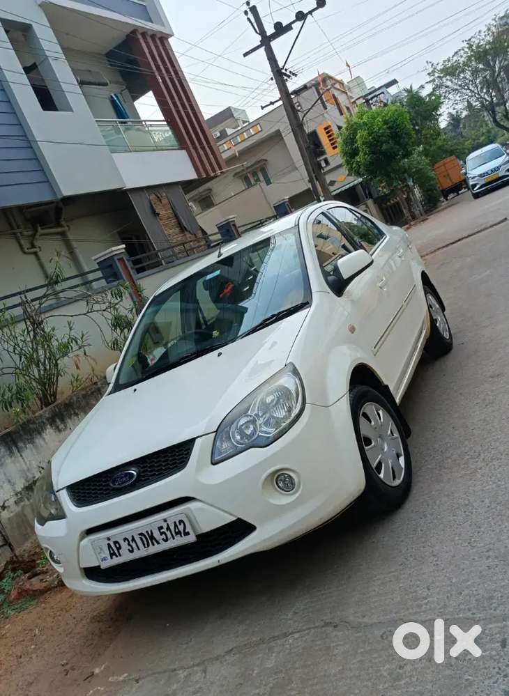 Ford Fiesta Classic 2012 Petrol 66000 Km Driven