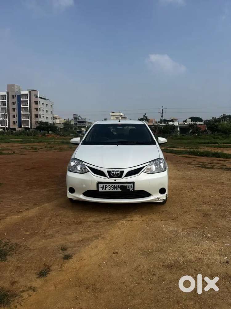 Toyota Etios Liva 2015 Diesel Well Maintained