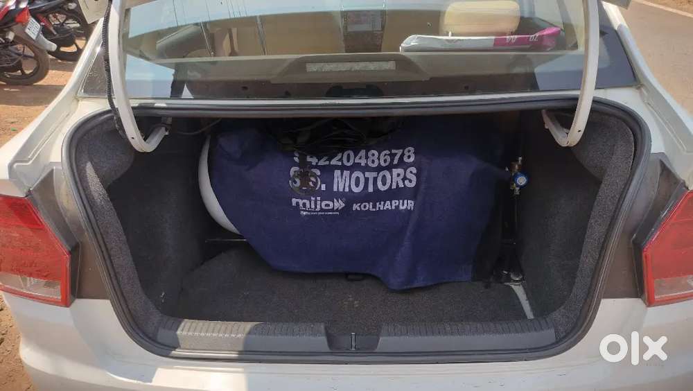 Volkswagen Ameo 2017 Petrol + Cng  81000 Km Driven