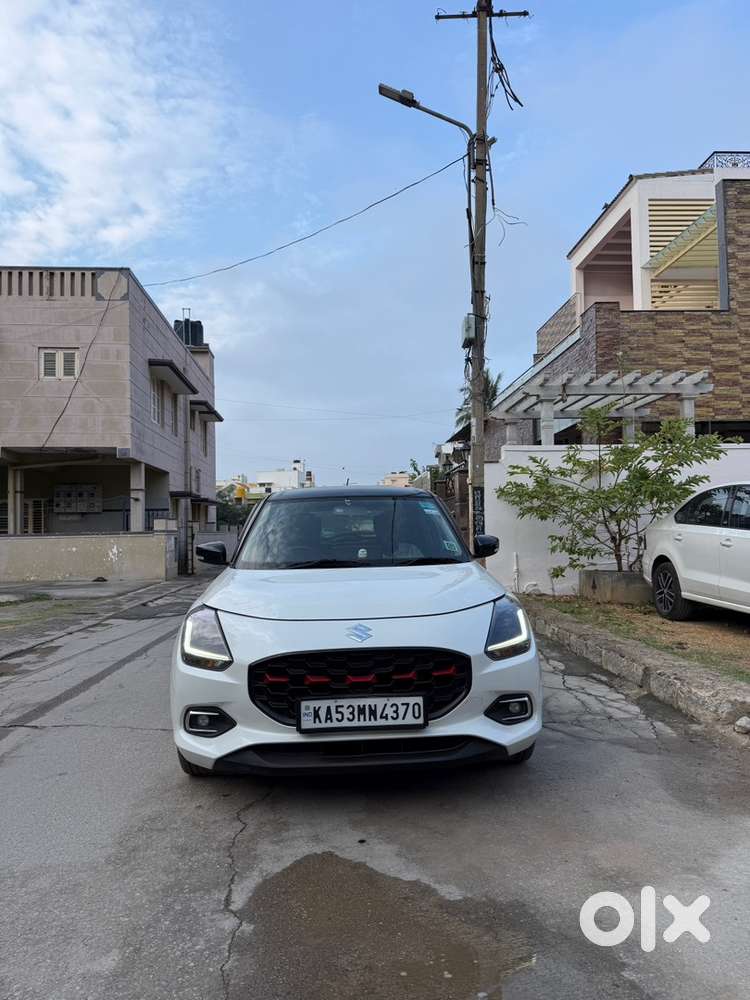 Maruti Suzuki Swift Zxi 2025