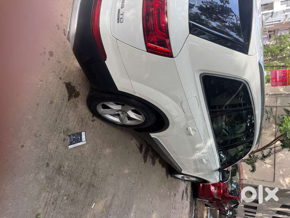 Audi Q7 Pearl White 2016