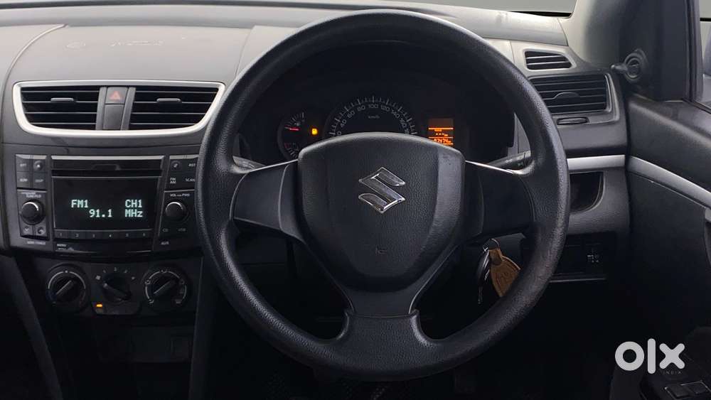 Maruti Suzuki Swift 1.2 Lxi (o), 2015, Petrol