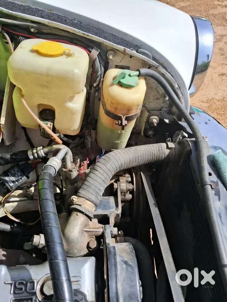 Ambassador Ambassador 2013 Diesel 143 Km Driven