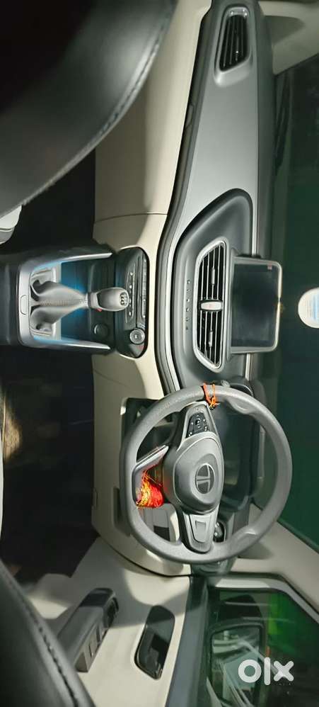 Tata Altroz 2024 Cng & Petrol Well Maintained One Handed Used
