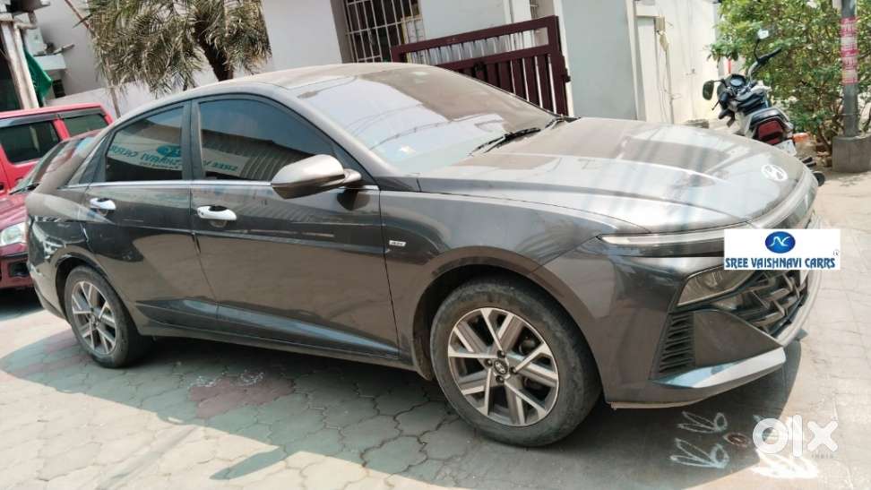 Hyundai Verna 1.5 Sx (o) Ivt, 2023, Petrol