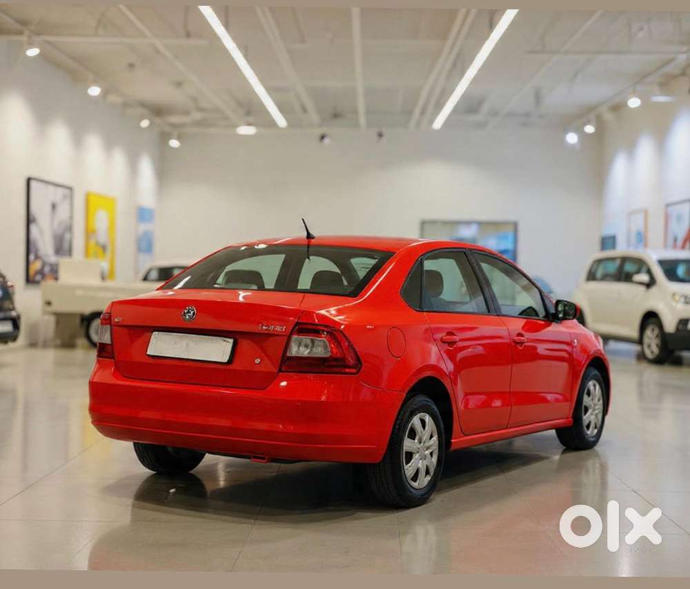 Skoda Rapid 1.6 Mpi Ambition, 2012, Petrol