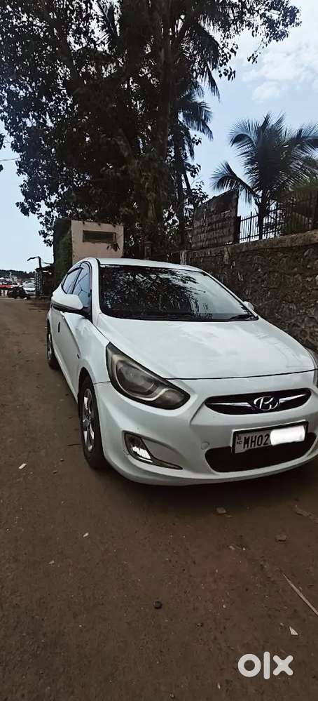 Hyundai Verna 1.6 Vtvt 2012