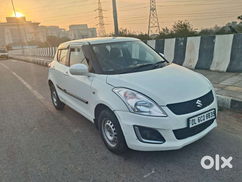 Maruti Suzuki Swift Lxi Optional-o, 2017, Petrol