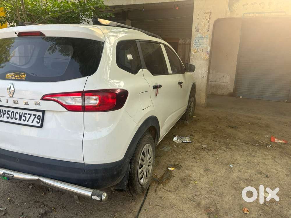 Renault Triber 1.0 Petrol