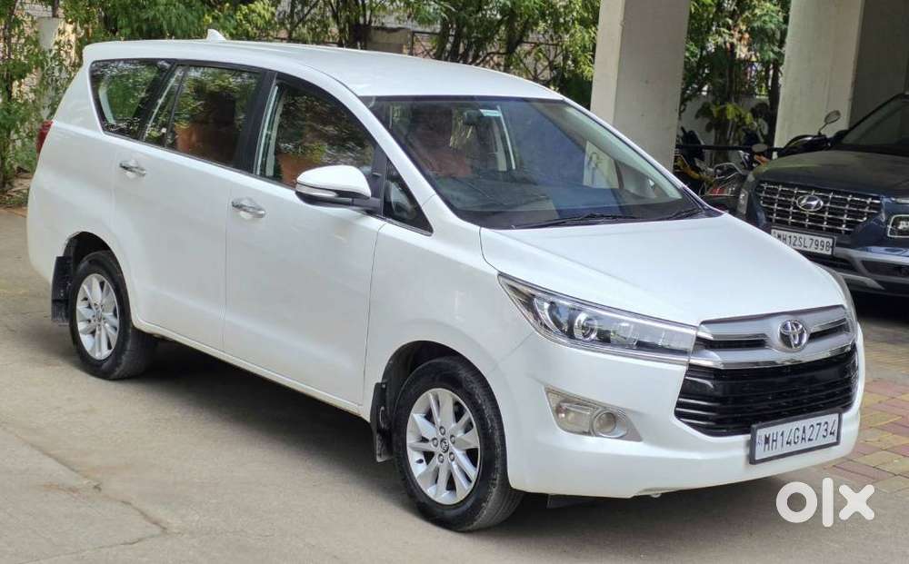 Toyota Innova Crysta 2.4 Vx Mt 8s, 2017, Diesel
