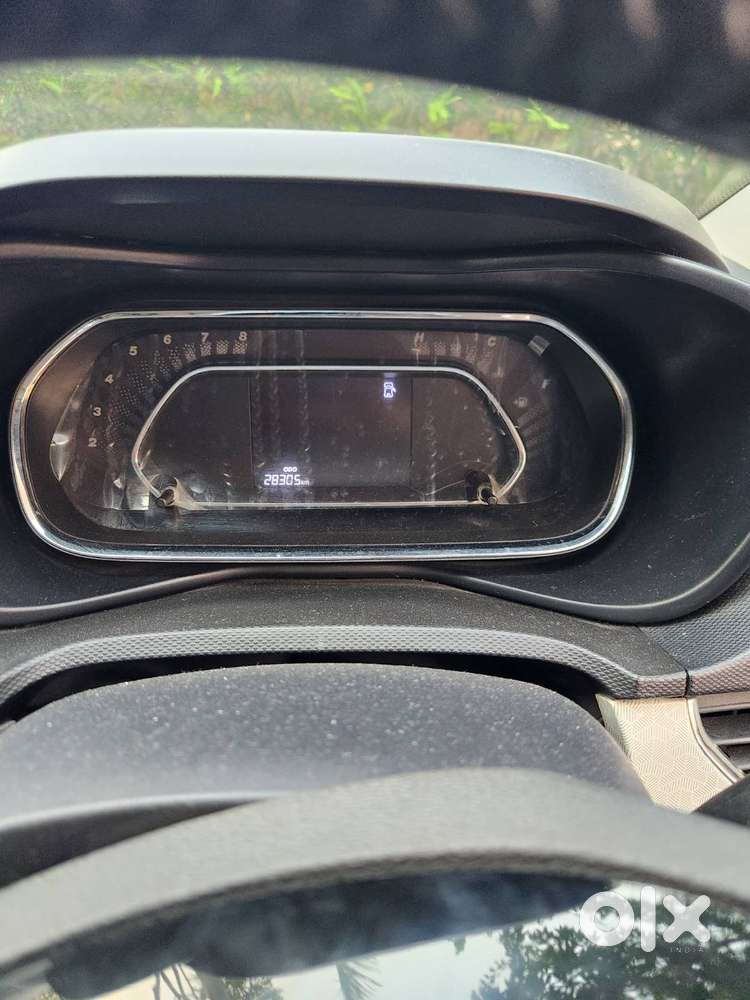 Tata Nexon 2022 Petrol 28305 Km Driven By Retired  Air Force Officer