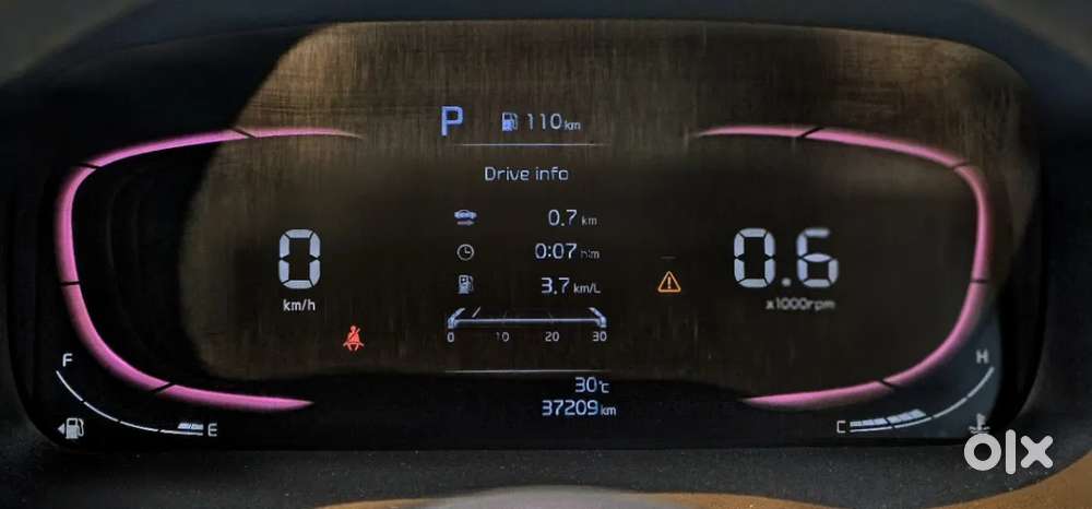 Kia Carens 1.4 Prestige 7 Str, 2022, Petrol