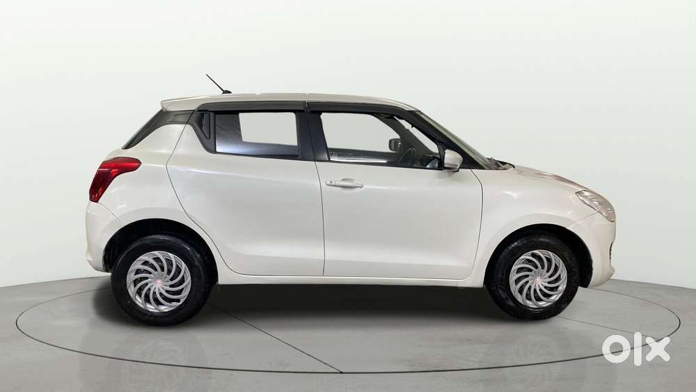 Maruti Suzuki Swift 2018 Amt Vxi, 2022, Petrol