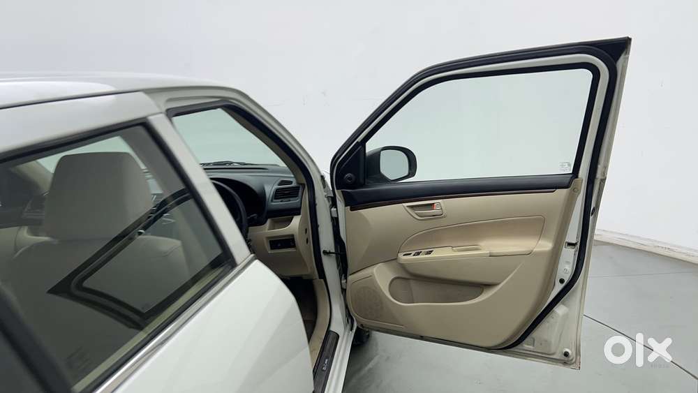 Maruti Suzuki Swift Dzire 1.2 Lxi, 2015, Petrol