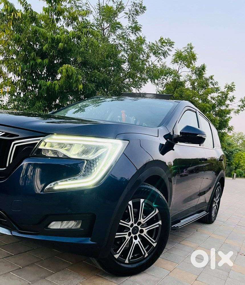 Mahindra Xuv700 2.2 Ax 7 Diesel At Luxury Pack Str, 2023, Diesel