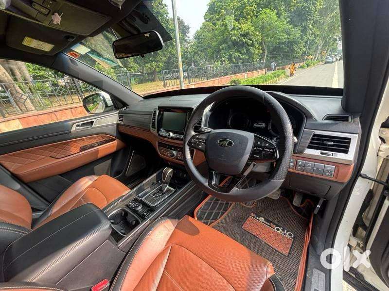 Mahindra Alturas G4 4wd At, 2019, Diesel