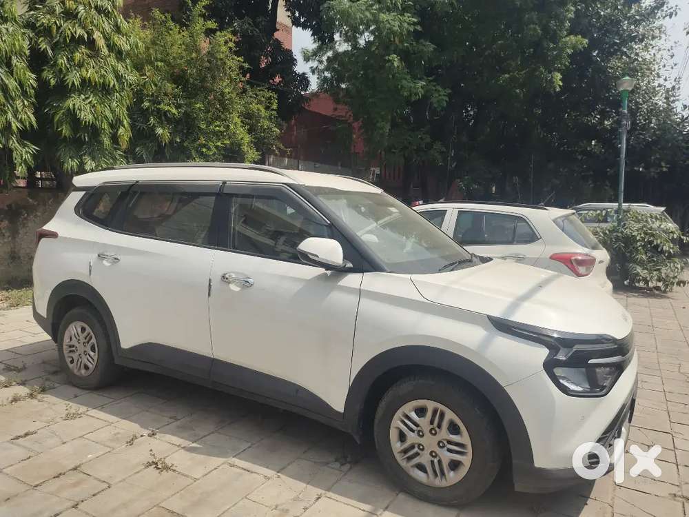 Kia Carens Prestige 1.4 2024