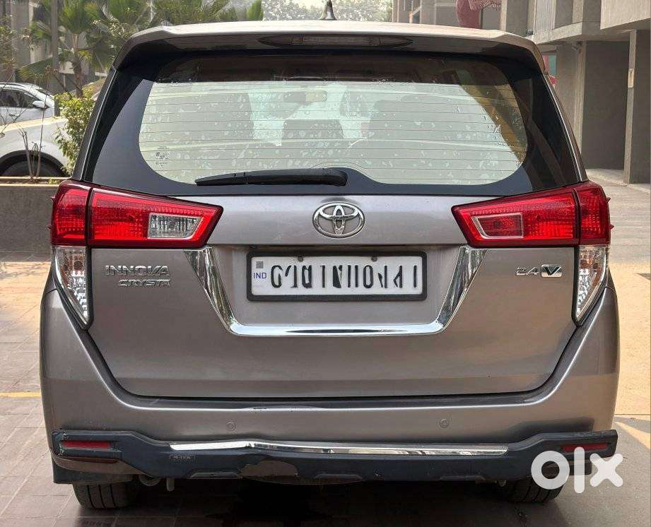 Toyota Innova Crysta