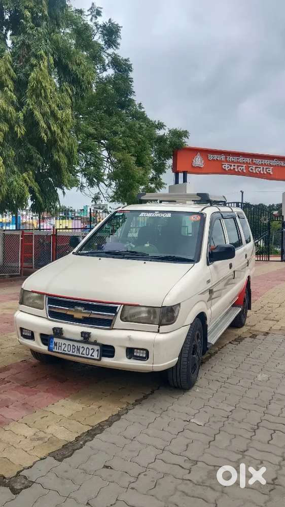 Chevrolet Tavera Neo 2010