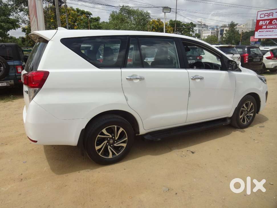 Toyota Innova Crysta 2.4 Vx Mt, 2022, Diesel