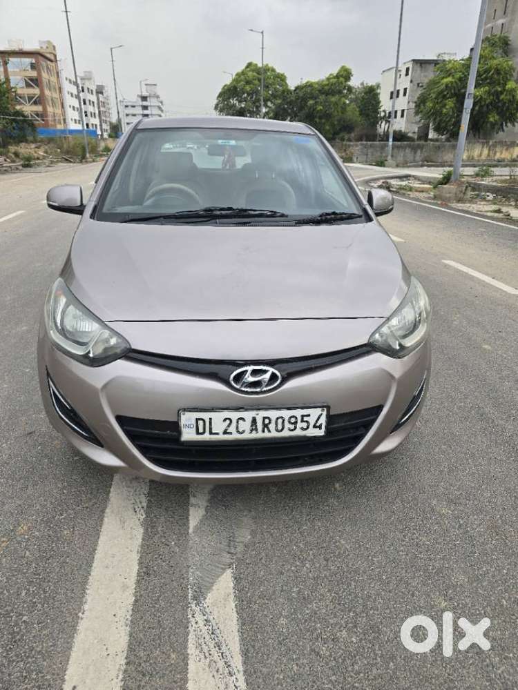 Hyundai I20 2012-2014 Magna Optional 1.2, 2012, Petrol