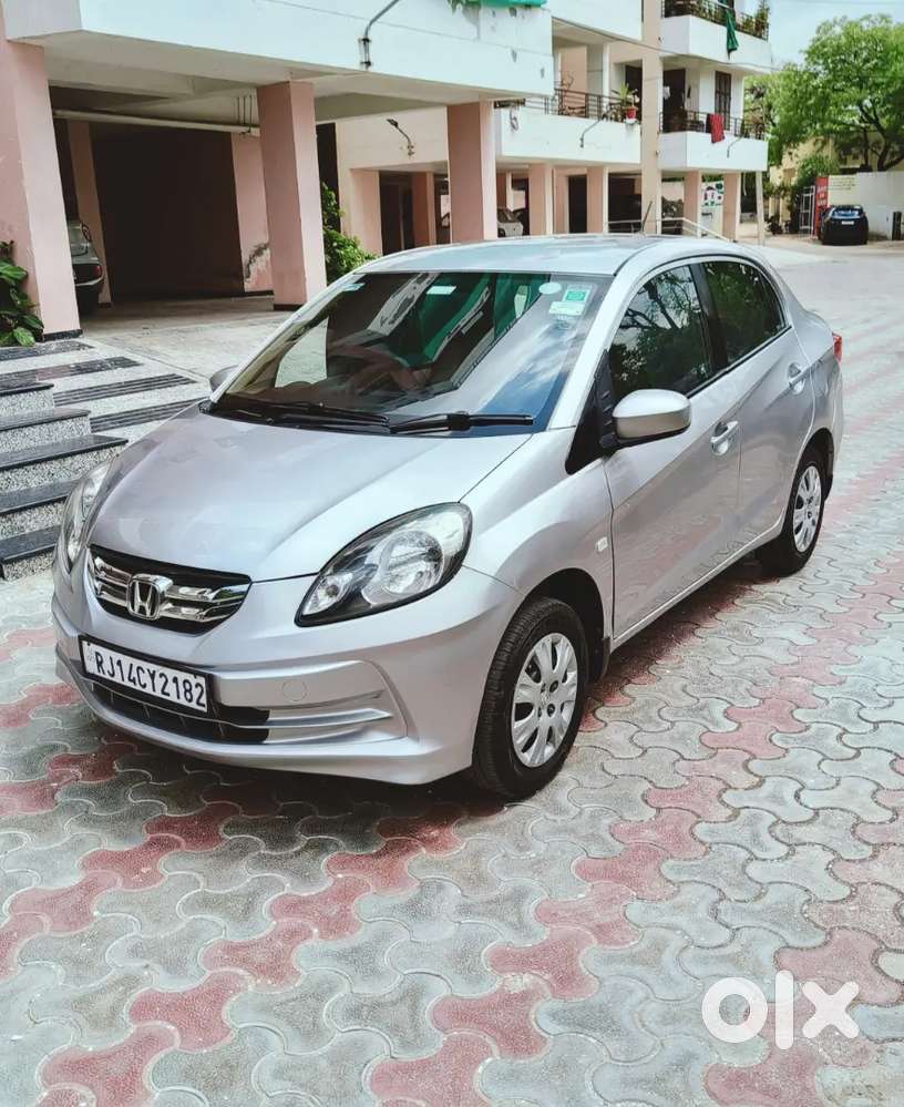 Honda Amaze Amt 2015 Doctor Car Petrol 62000 Km Driven
