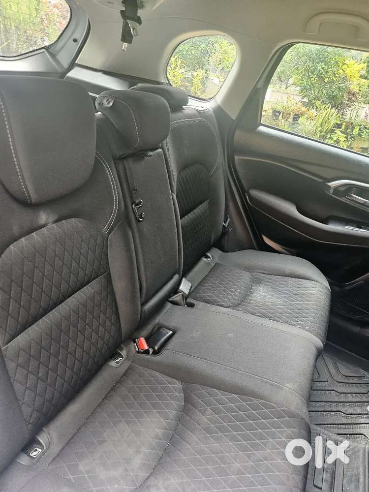 Toyota Urban Cruiser 1.5 E Hyryder 2024