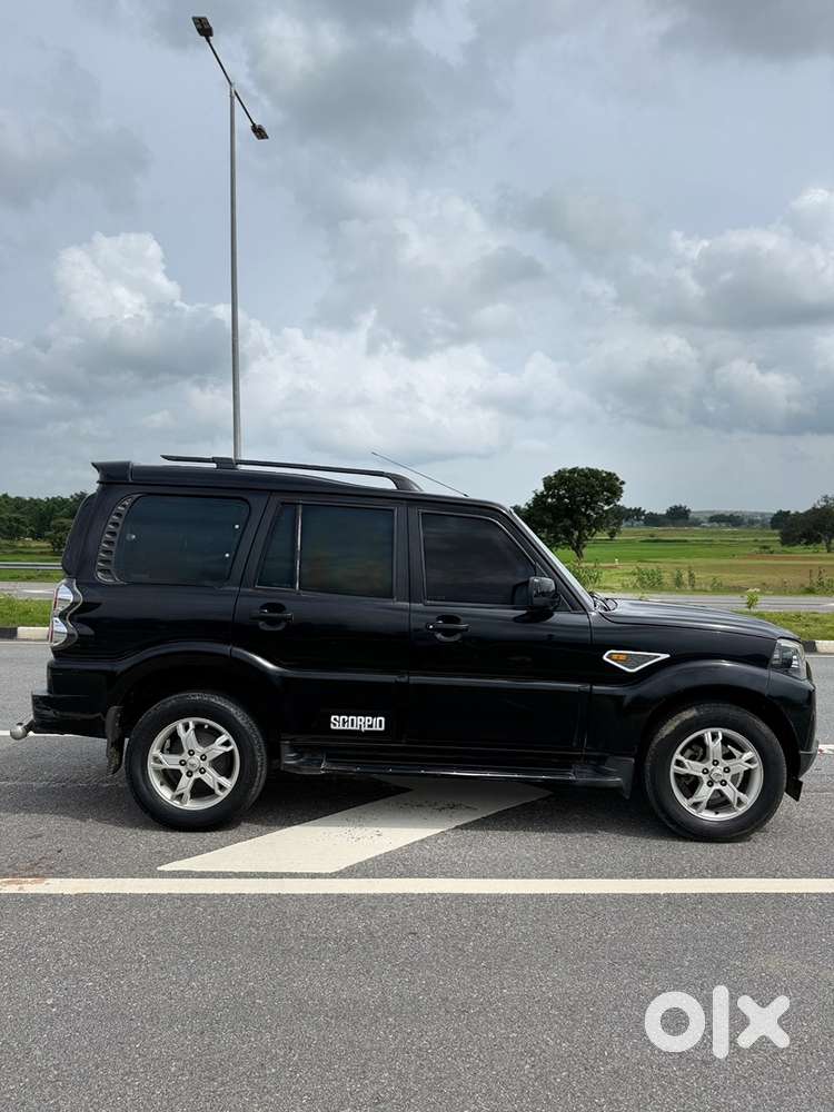 Mahindra Scorpio Diesel 2016