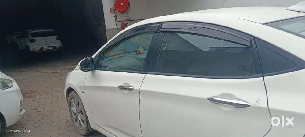 Hyundai Verna Sx Crdi 2012