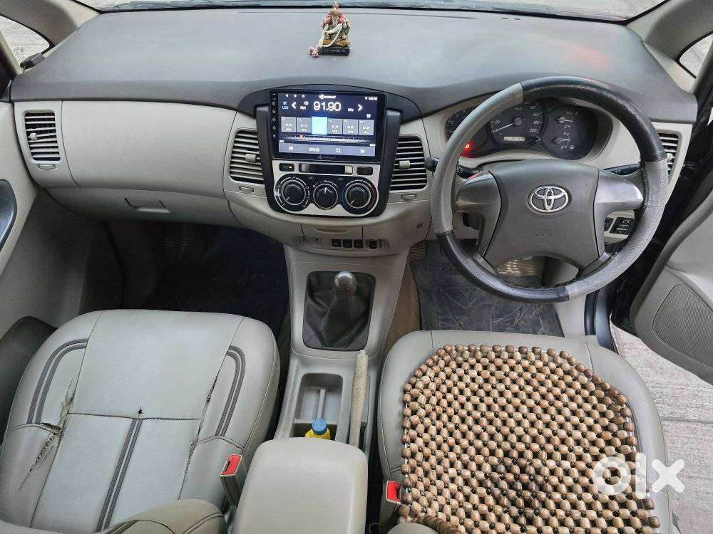 Toyota Innova 2.5 G (diesel) 8 Seater, 2013, Diesel