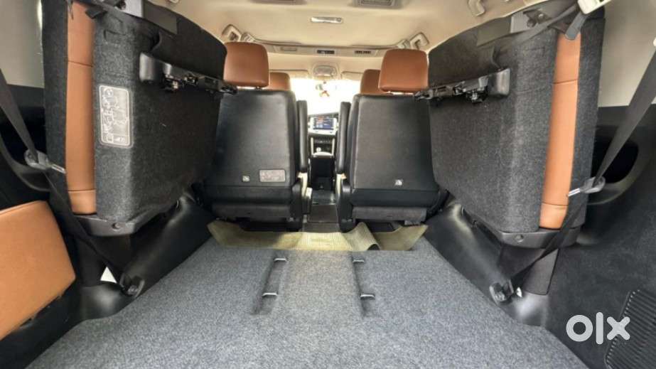 Toyota Innova Crysta [2020-ongoing] 2.7 Zx At 7 Str, 2022, Petrol