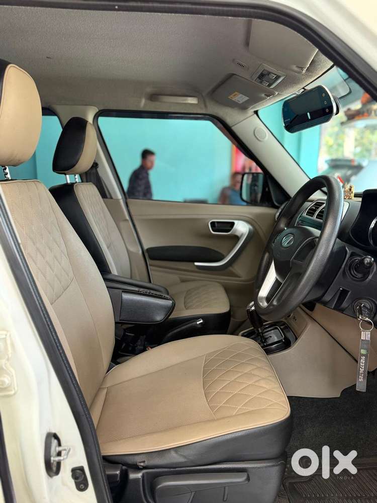 Mahindra Tuv 300 T10, 2018, Diesel