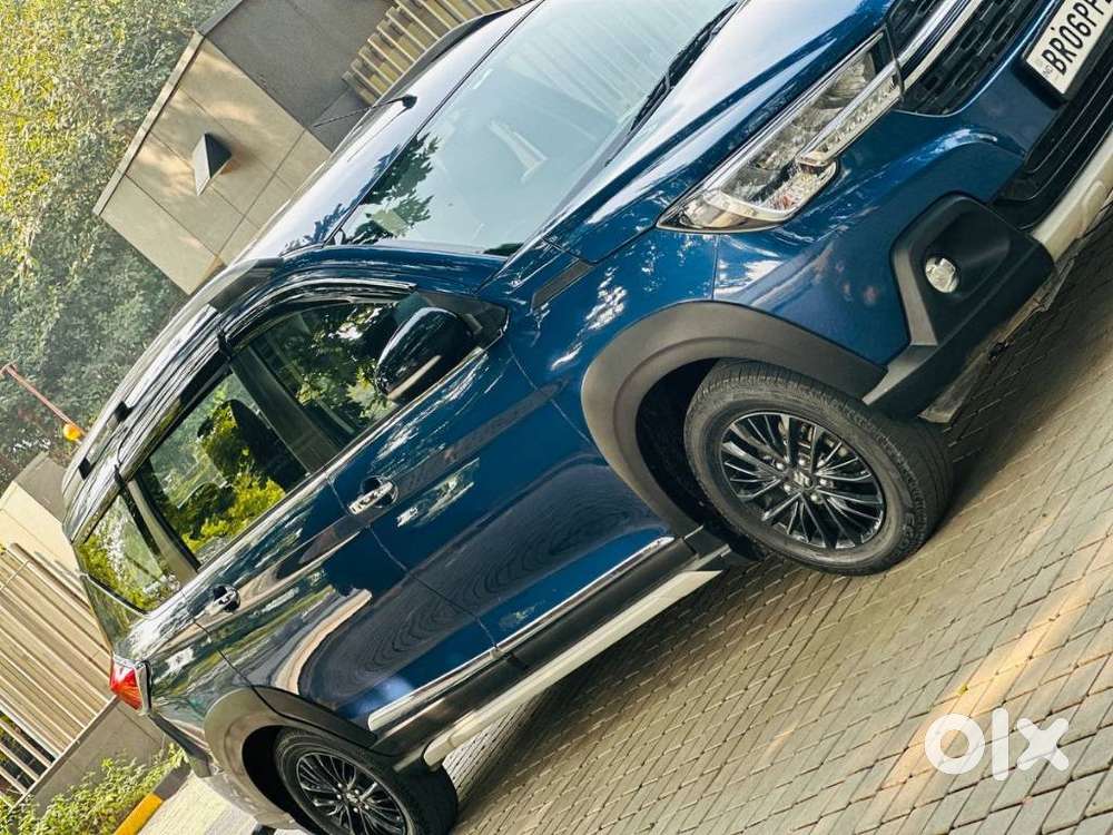 Maruti Suzuki Xl6 1.5 Alpha At, 2022, Petrol