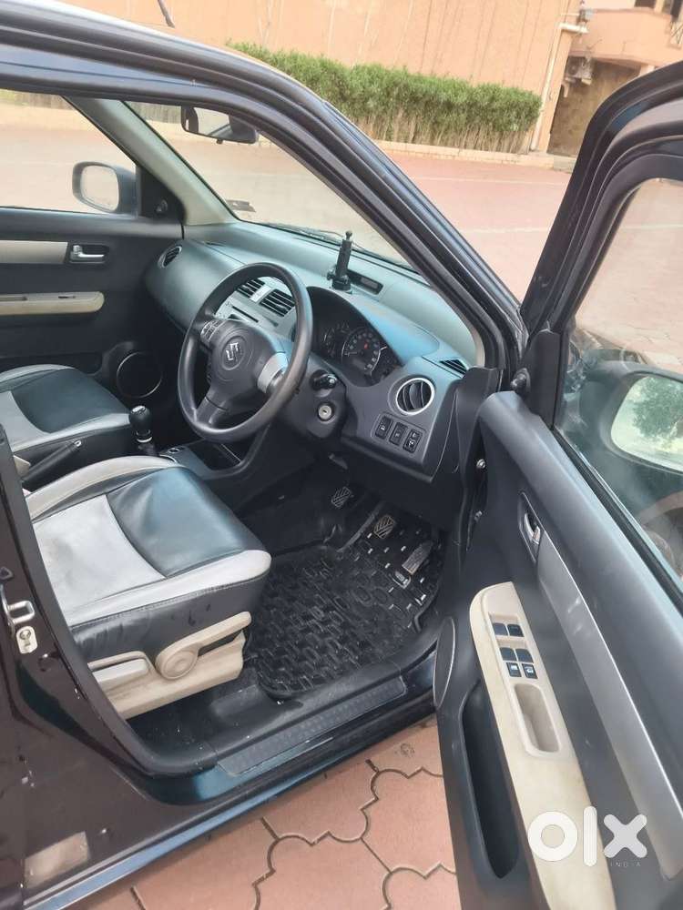 Maruti Suzuki Dzire 1.2 Zxi, 2010, Petrol